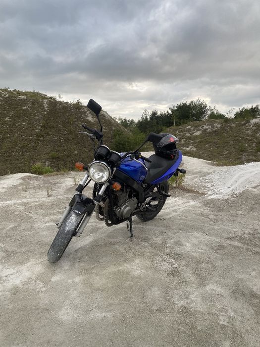 Suzuki GS 500 2005 року
