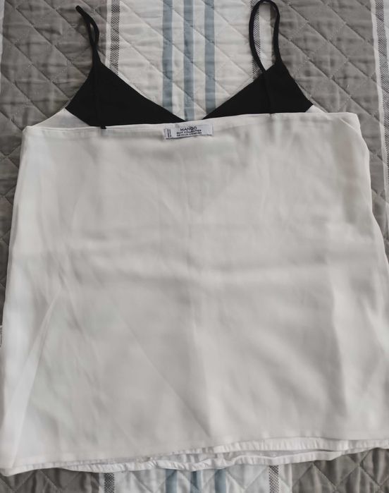Blusa branca e preta - Mango