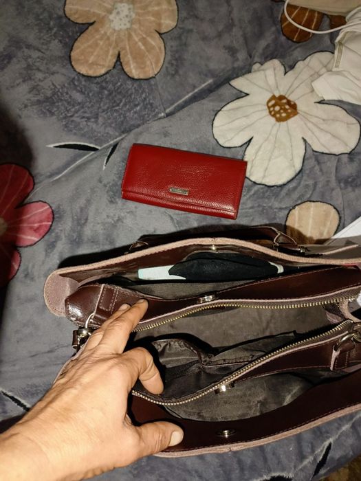 Сумка жіноча шкіряна