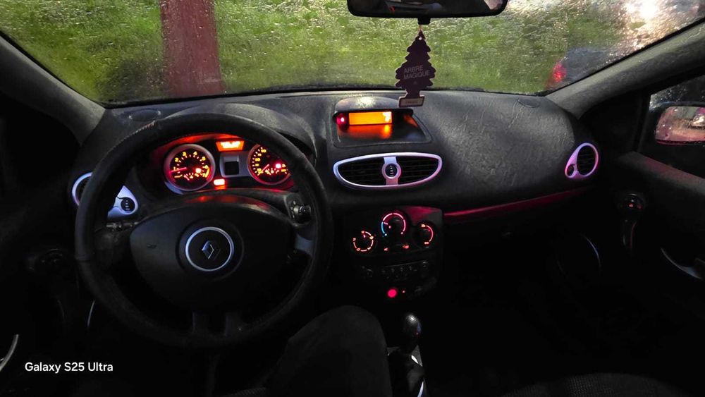 Renault clio 1.2 gasolina-Mecanica impecável