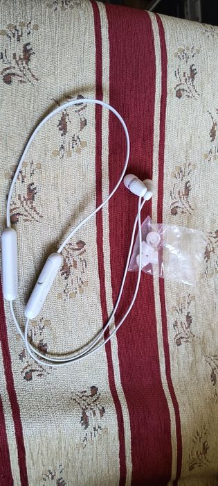 Słuchawki douszne SONY WI-C200