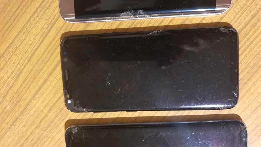 Zestaw Telefonów 3 sztuki Smartfon Samsung S6 Edge S8 S9+ Sprawne Uszk