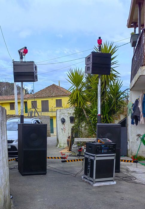 PA completo de 20.000  Watts musicais, 10.000 Watts rms