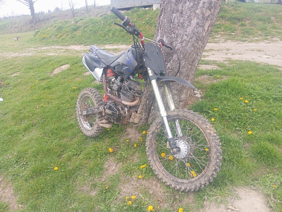 Sprzedam Crossa loncin 250