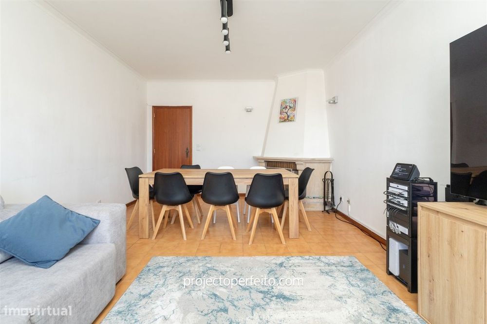 Apartamento T3 Venda em Vilar de Andorinho,Vila Nova de Gaia — Vilar de Andorinho, Porto