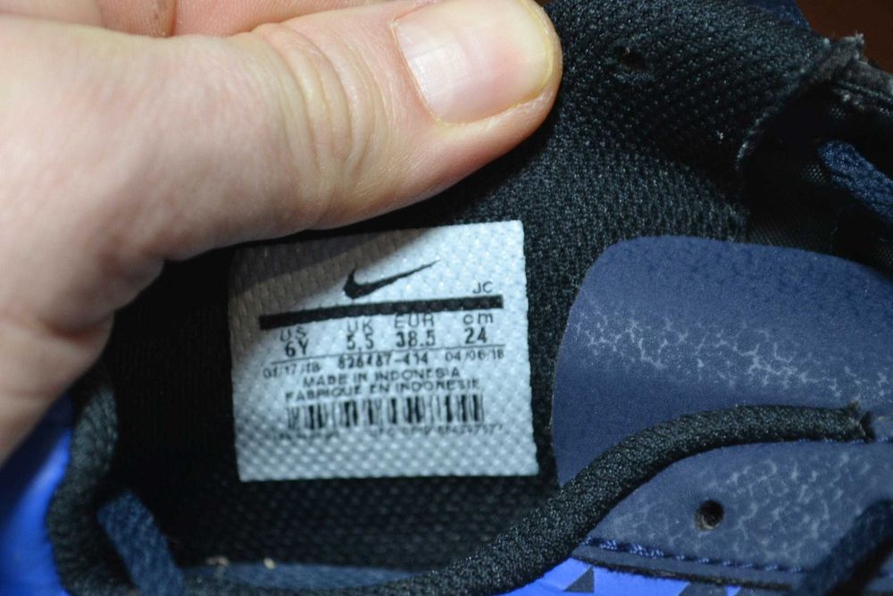 nike bombax lc 38.5р футзалки оригинал бутсы бампы футбольные