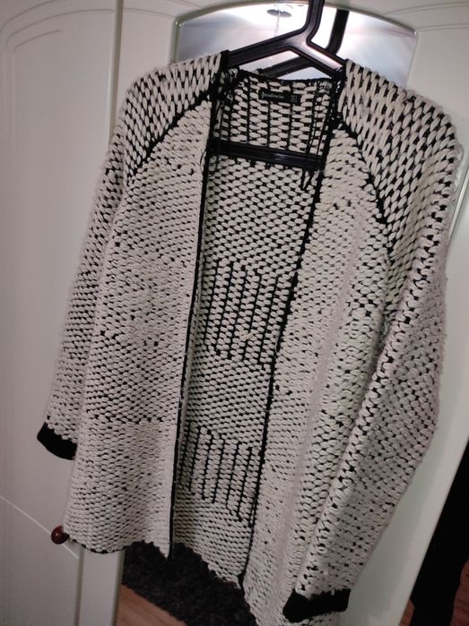 Sweter kardigan damski Stradivarius S