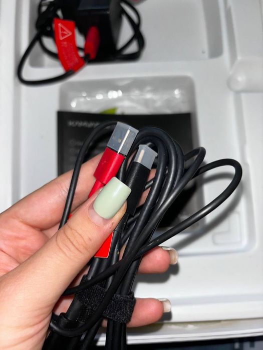 Графічний планшет-монітор Huion Kamvas 16 (2021)