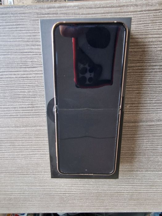 Samsung Galaxy Z FLIP 4 Pink Gold