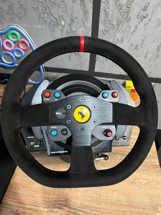 Kierownica Thrustmastet T300 Ferrari