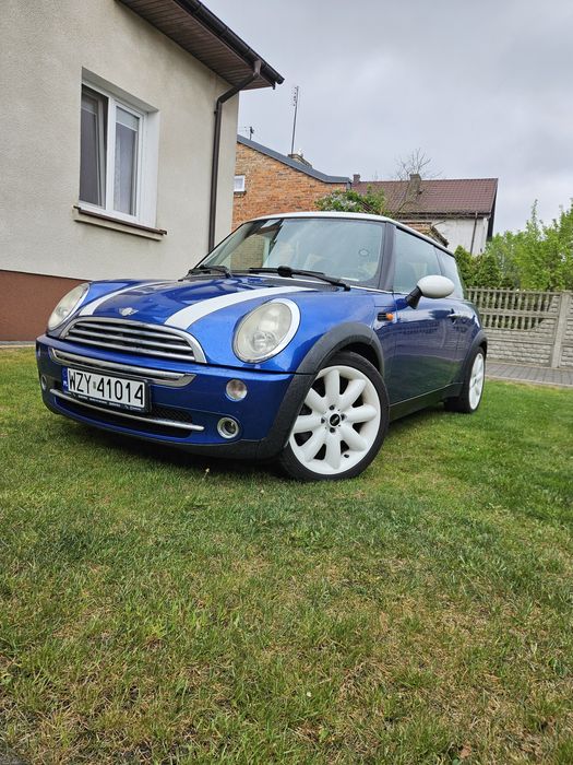 Mini Cooper R50 2005