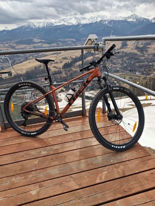 Trek Marlin 7 gen. 3 2025 pennyflake