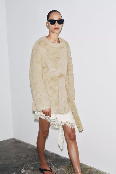 Шуба Zara размер М новая!