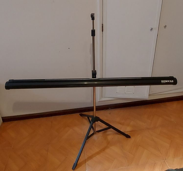 Ecran para projetar filmes ou slides