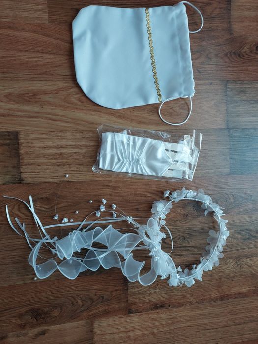 Alba komunijna, rozm 140, (szyta parafia Józefa, Chorzow)