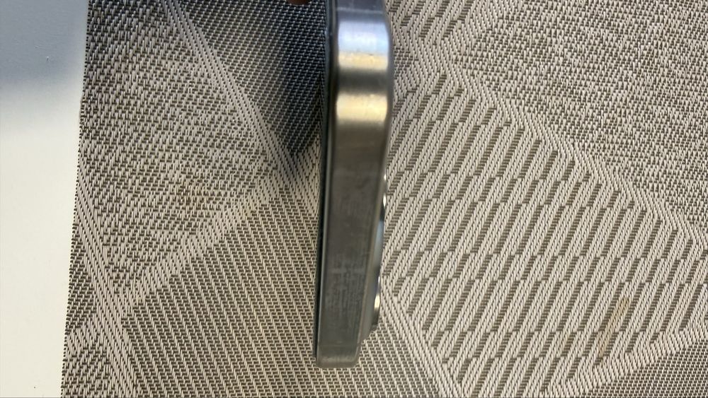 Iphone 15pro 128gb