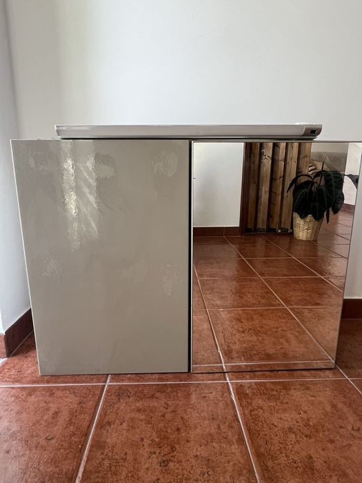 Armário de parede para casa de banho