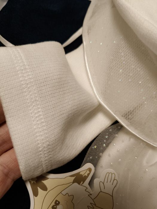 Ubranko na chrzest roczek nowe z metką dla dziewczynki roz 80