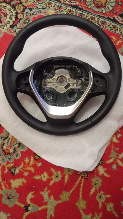 Руль на автомобиль БМВ