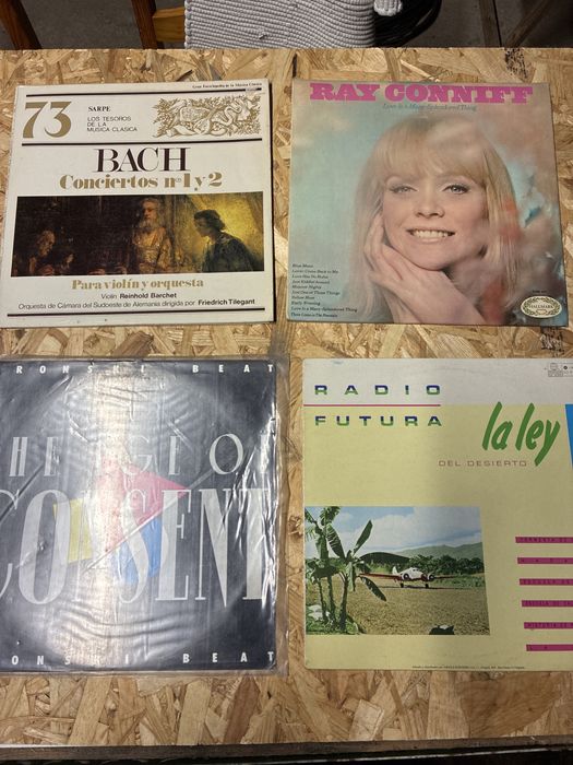 Vários discos de vinil LP