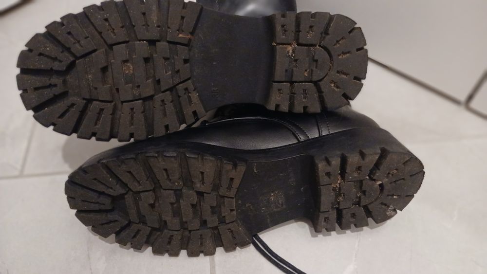 Buty damskie trapery