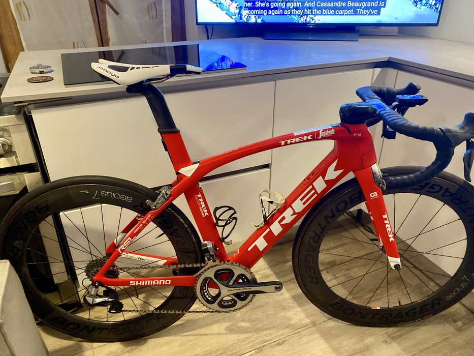 Madone slr 9 w bardzo dobrym stanie wszystkie kola diatepne