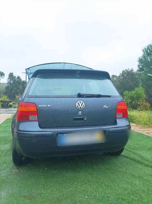 GOLF 2001 super estimado