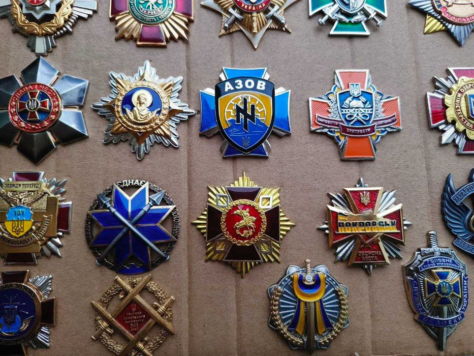 Продається  колекція знаків