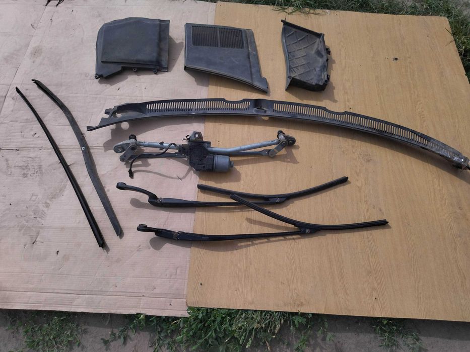 Трапеция держатель дворников жабо Ауди а4 б7 a4 b7: 80 $ - Двірники ...