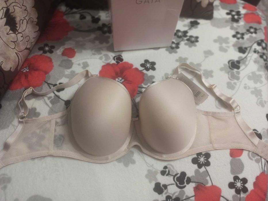 Бюстгальтер спейсер Gaia 70 H новий
