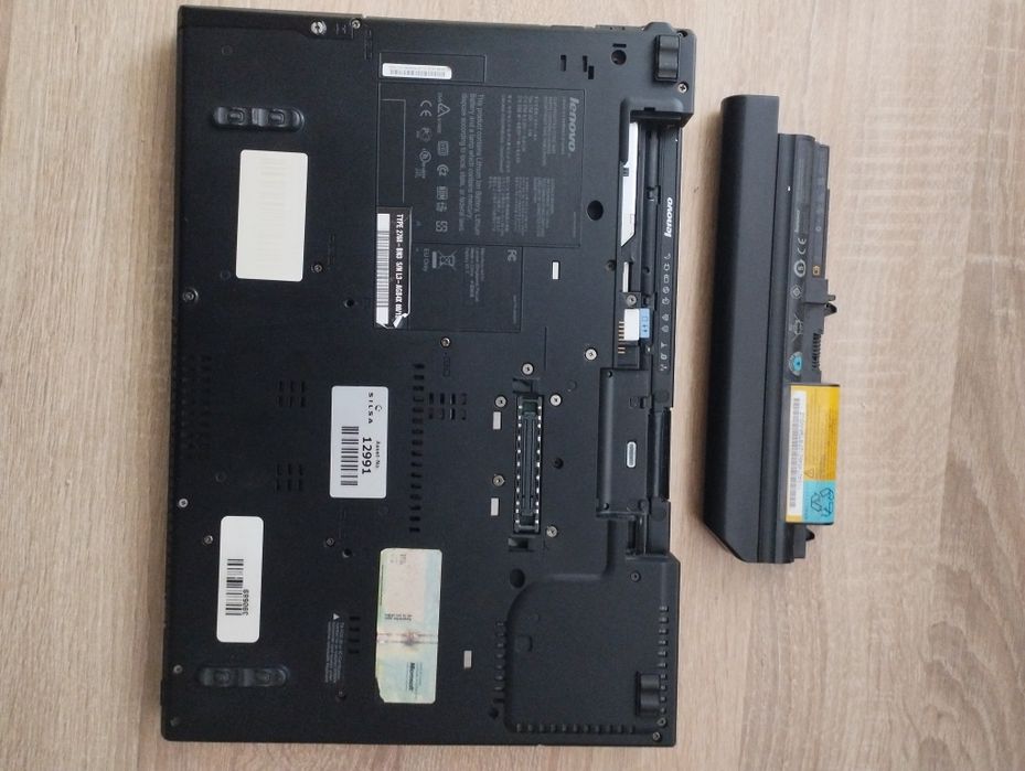 Ноутбук Lenovo think pad t400