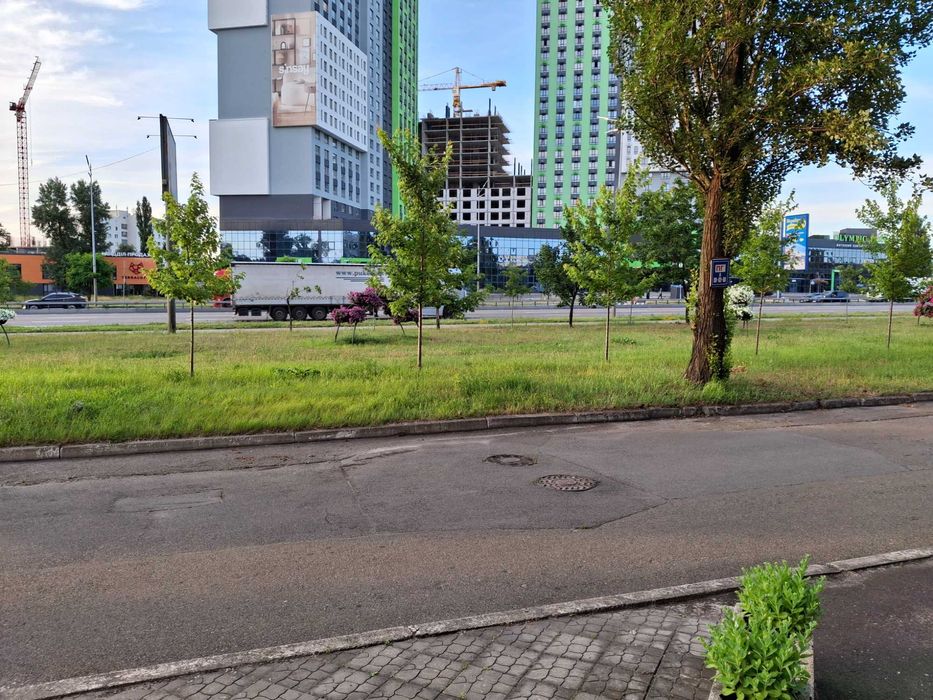 Продаж автосалону, повністю готового до роботи | Київ