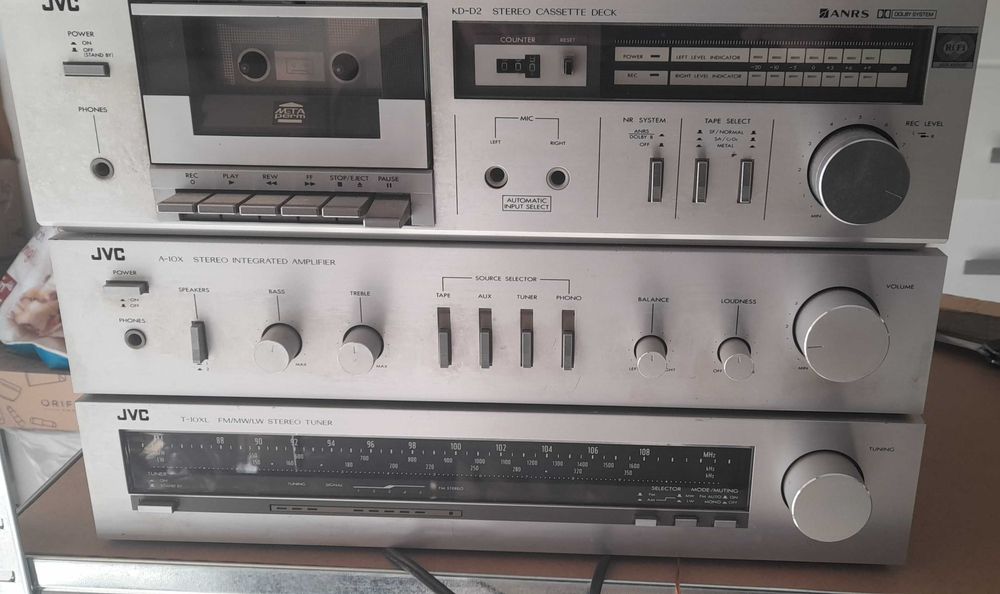Wieża stereo JVC stara