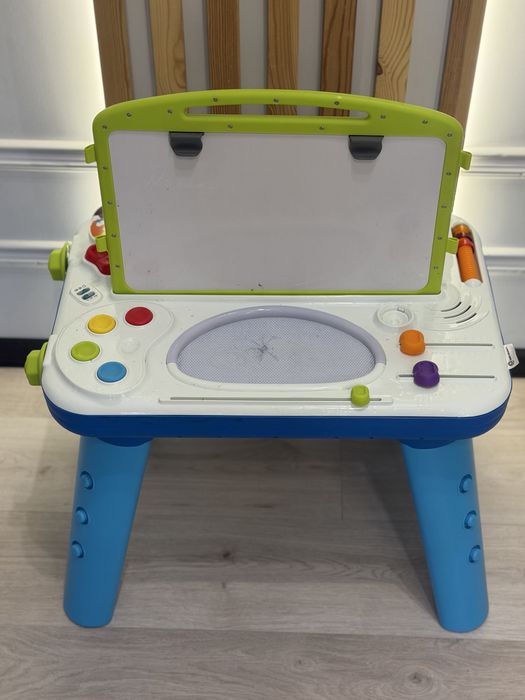 Ігровий центр Baby Einstein Curiosity Table