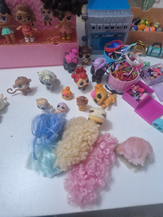 Laleczki lol suprise
