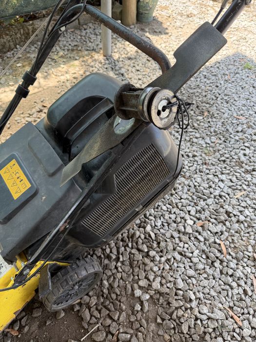 Corta-relva SandriGarden com motor Briggs & Stratton 35 Classic