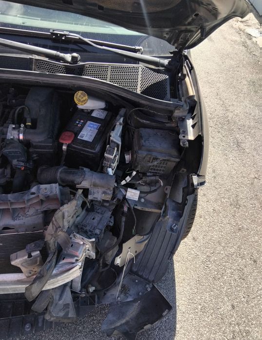 Vendo citroen c4 catus 1.2 vti 2017 nacional com 69 mil km  acidentado salvado