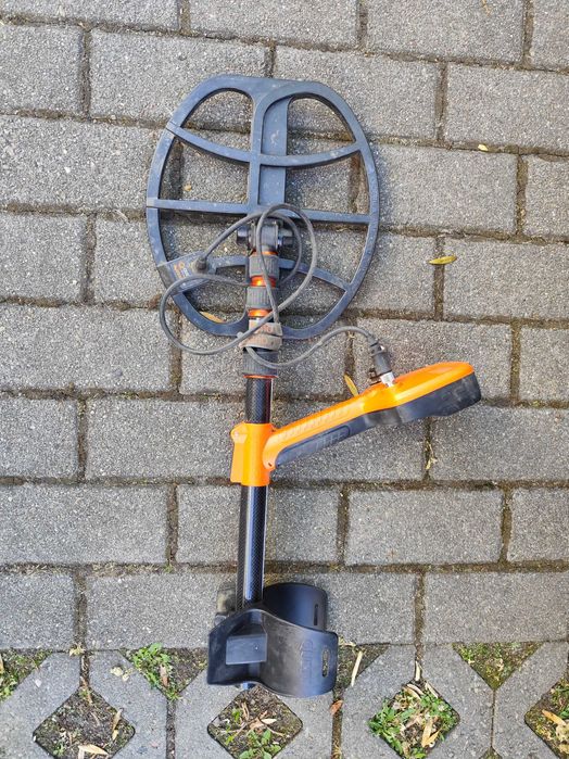 Wykrywacz metali quest V80 + xpointer max