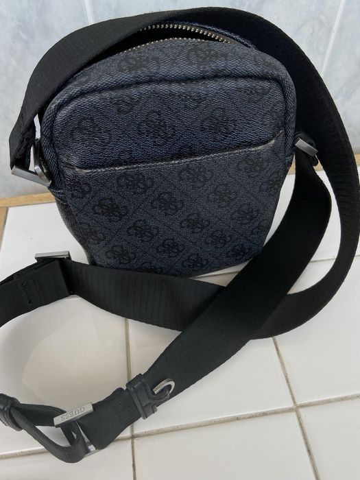 Guess bolsa masculima