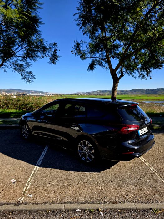 Ford Focus Híbrido ST Line