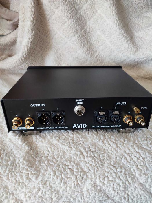 Avid Pulsare II Phono Preamp (MM/MC)63824727428097121