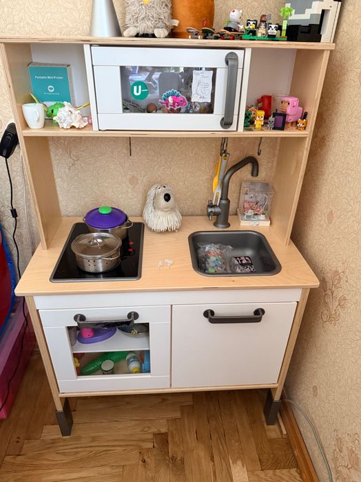 Продаємо дитячу кухню IKEA DUKTIG