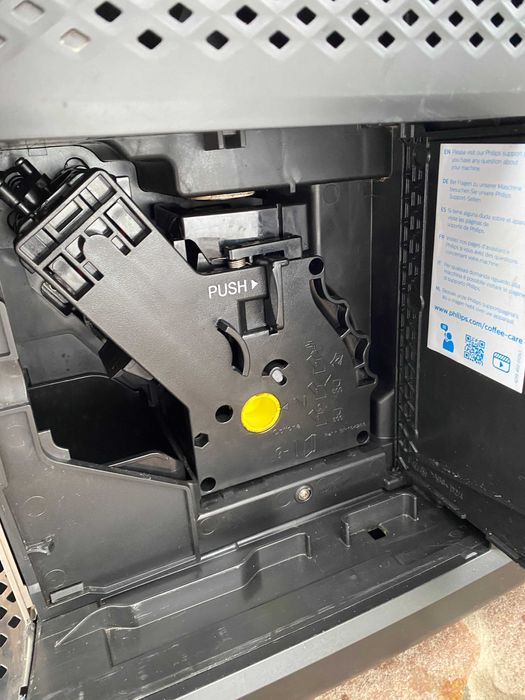 Кавомашина Phillips LatteGo EP5447/90 гарний стан 2023 рік