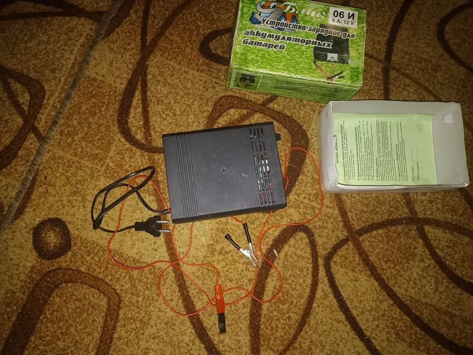 Зарядний до АКБ 12в 6а