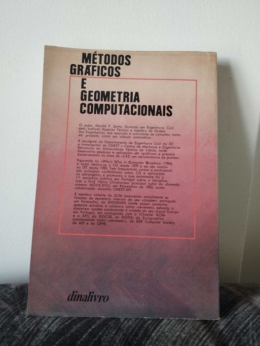 Métodos, gráficos e geometria computacionais 
Harold P. Santo