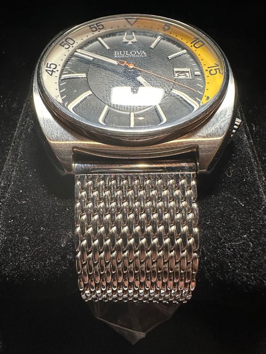 Годинник Bulova Accutron 2