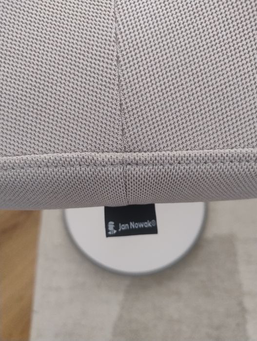 Krzesło ergonomiczne/ balansujące - prawie nowe