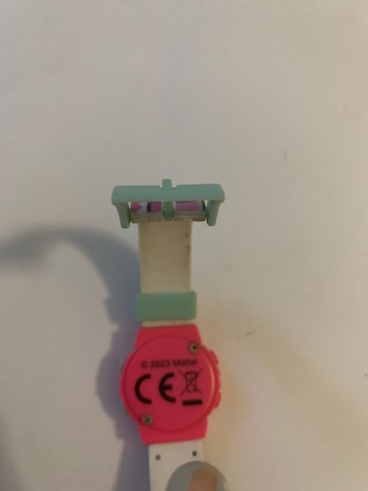 Цифровые наручные часы Барби