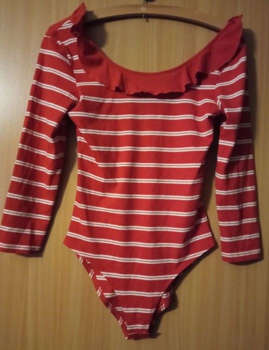 prążkowane body New Look