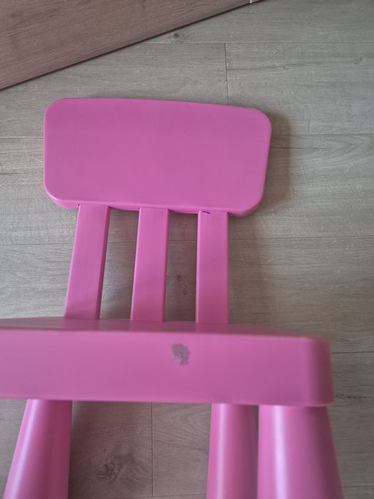 Krzesełka Mammut Ikea 3 szt różowe niebieskie czerwone